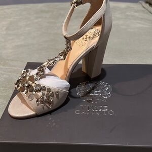 Vince Camuto Serafine shoes